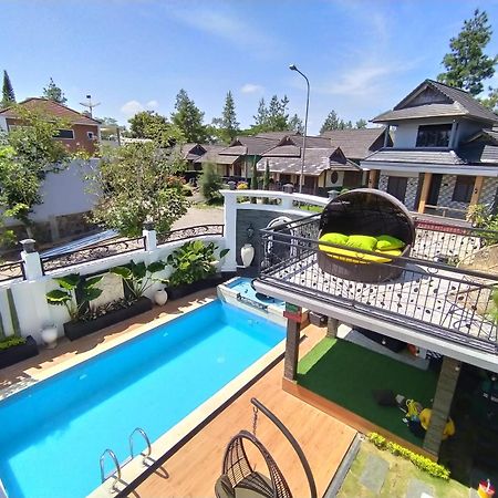 Villa Kota Bunga Malini 7 Cinengangirang Eksteriør bilde